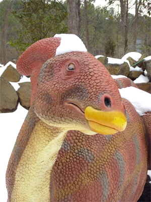 snow_dinoFeb20009_s